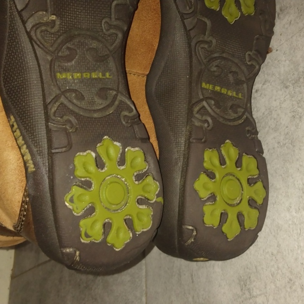 MERRELL BOOTS - Picture 10 of 15